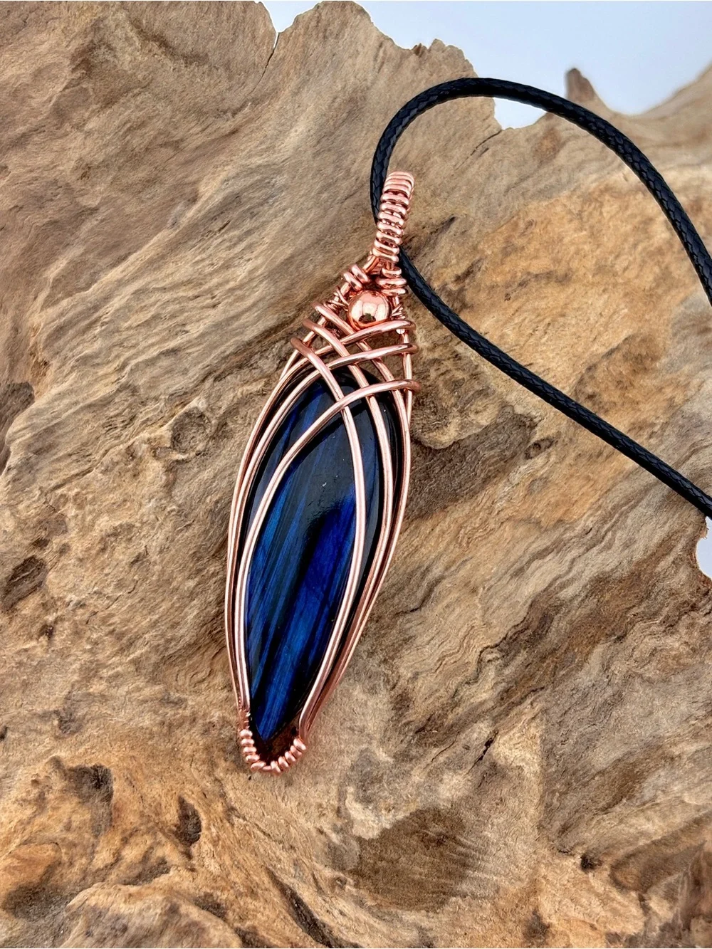 HANDMADE Blue Flash Labradorite Copper Wire Wrapped Unisex Pendant Necklace